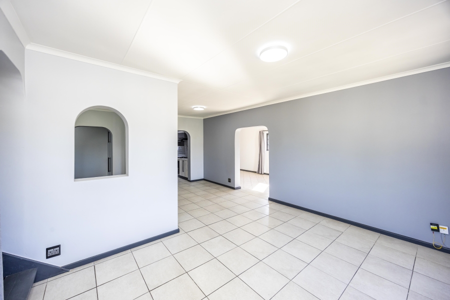 To Let 3 Bedroom Property for Rent in Beacon Bay Eastern Cape